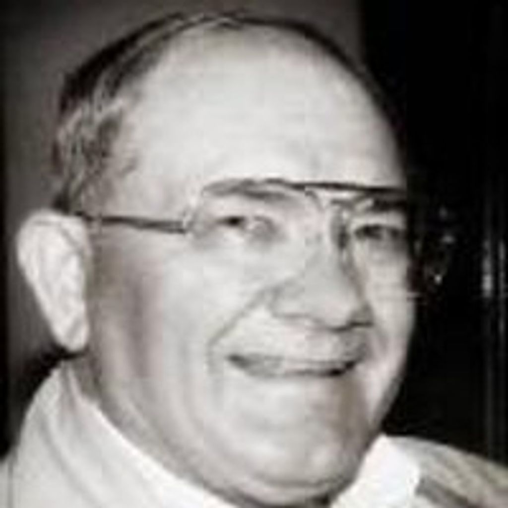 Dr Lloyd Glenn Mcarthur