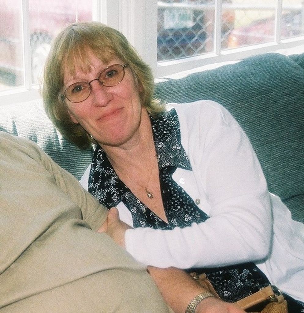 Donna (Coddaire)  Woodard