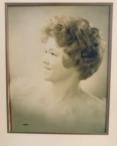 Beverly Lewis Profile Photo