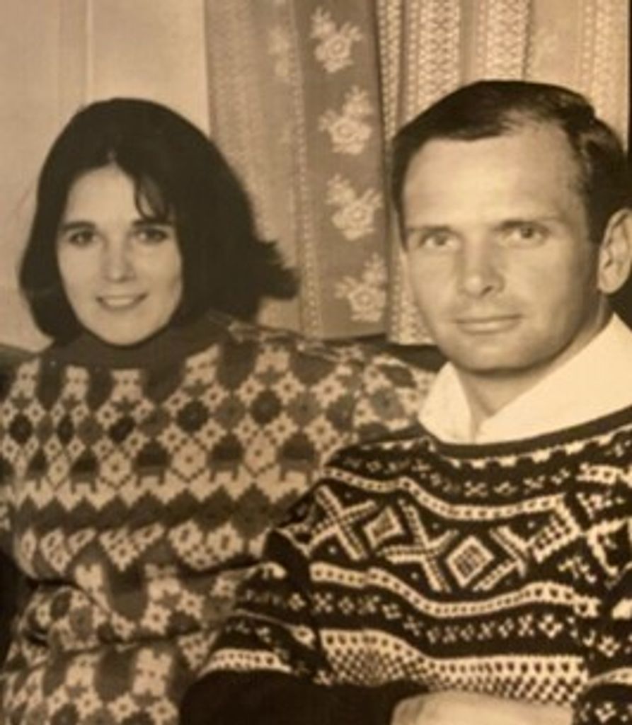 Teresa Esval Profile Photo