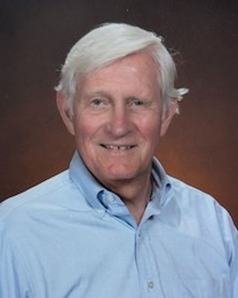 Lynn Martin Peterson Profile Photo
