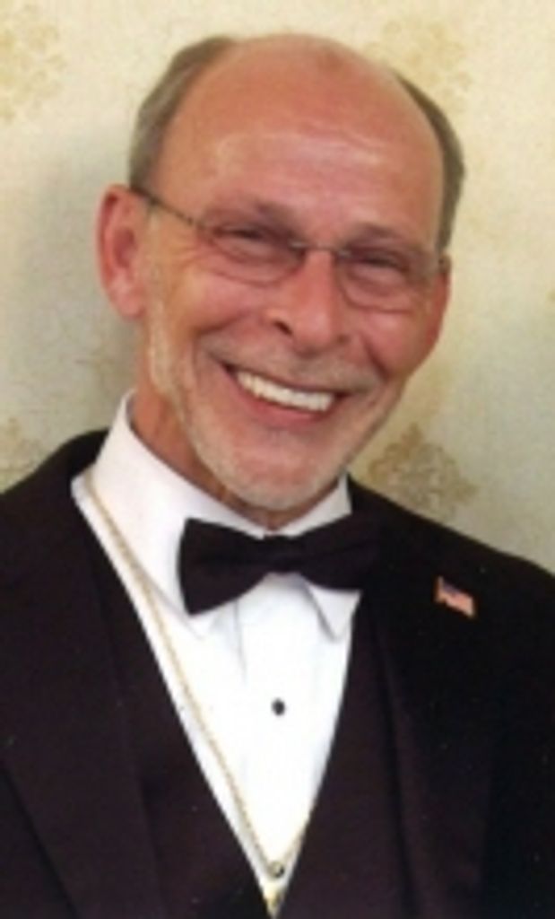 Earl Kyle Mcdavitt