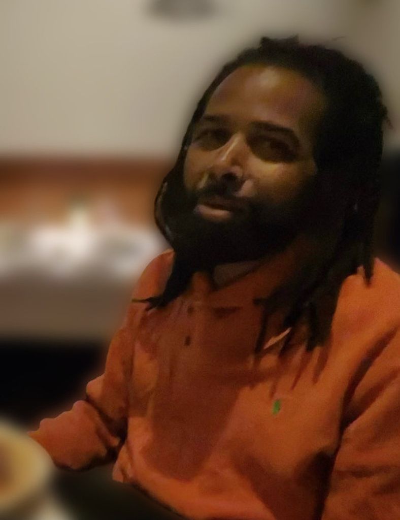 Michael Lorenzo Smith