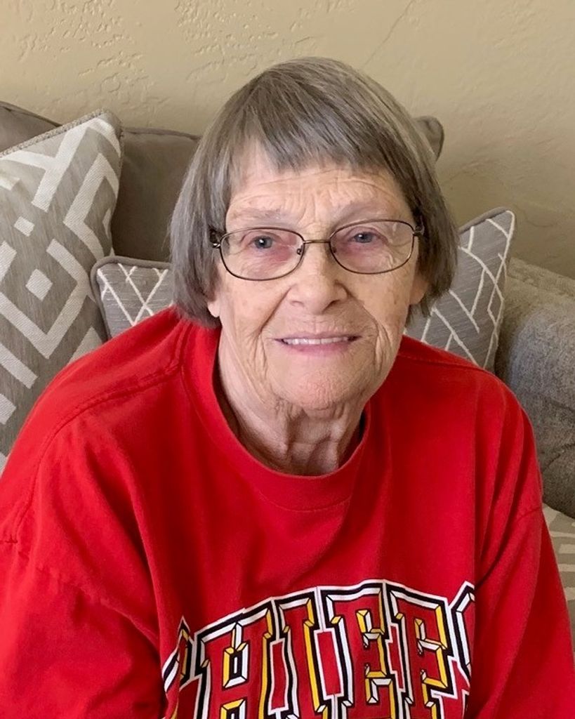 Mae Carol Stathas Profile Photo