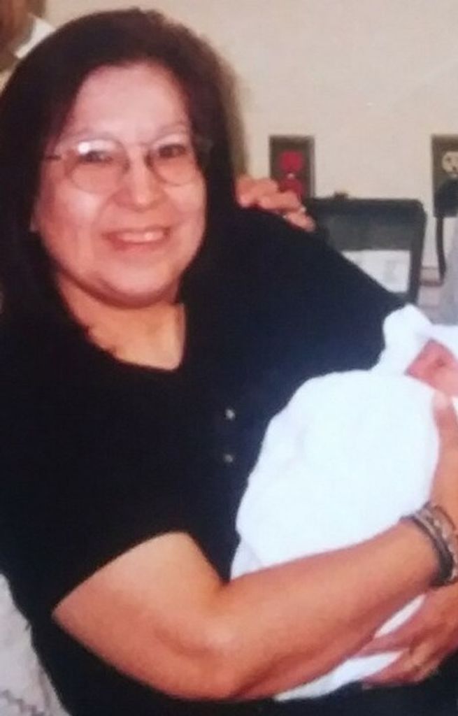 Linda Lou (Sanchez) Roush Profile Photo