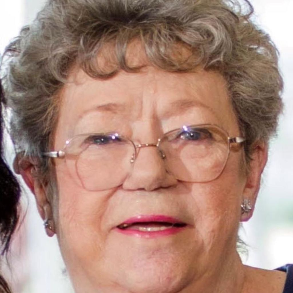 Eileen Schlechting Profile Photo