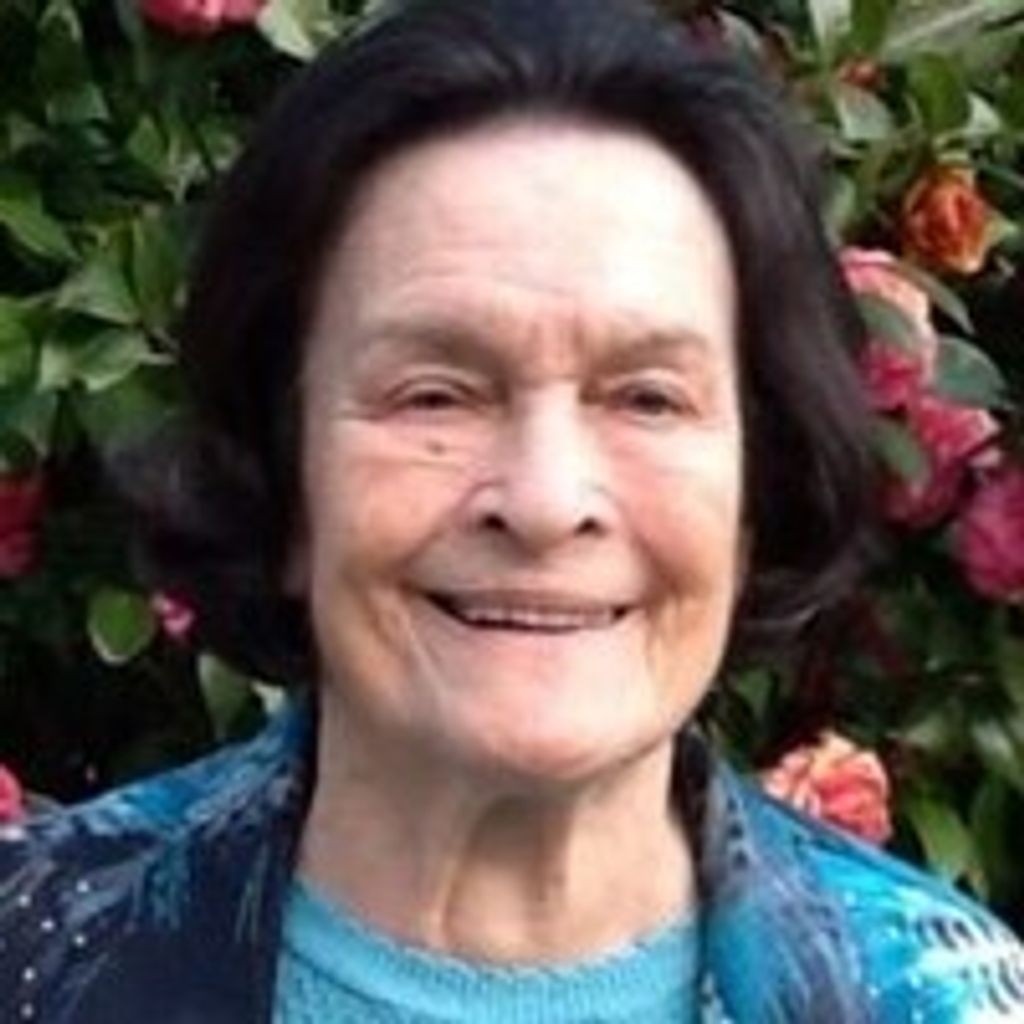 Esta Correll Profile Photo