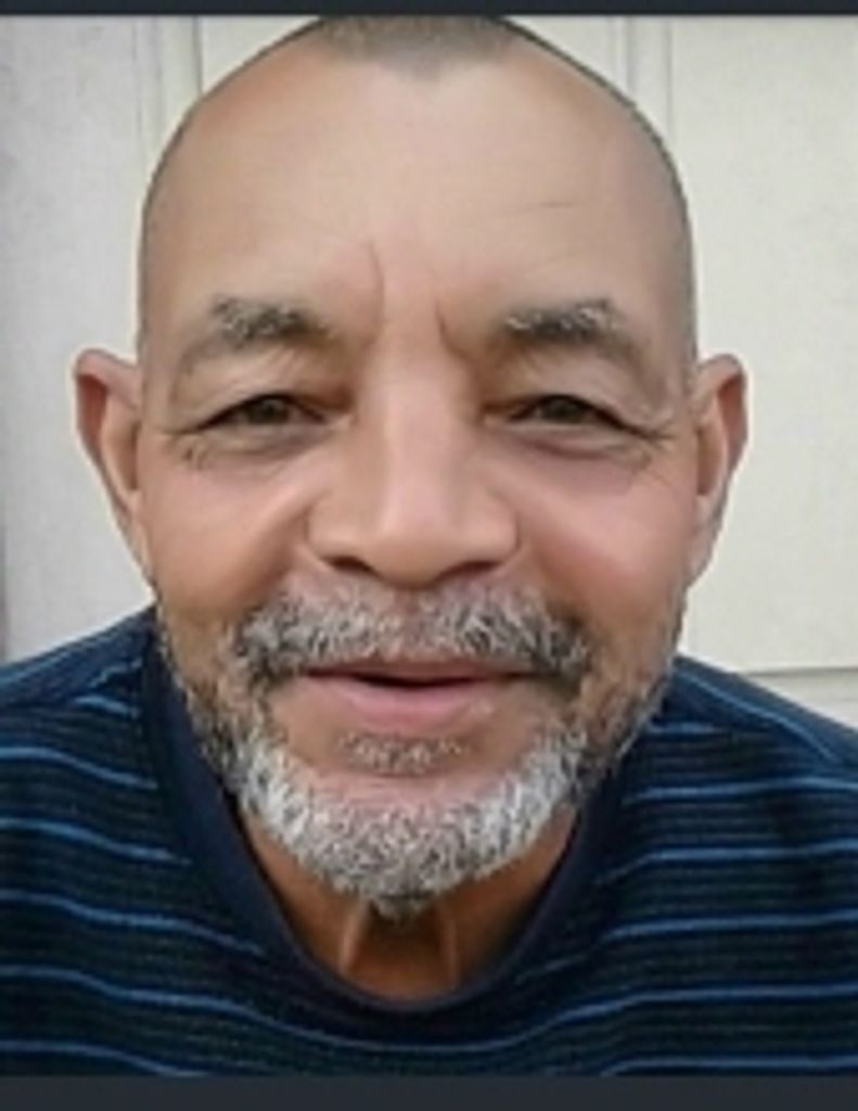 Andres Fuentes Cancel Profile Photo