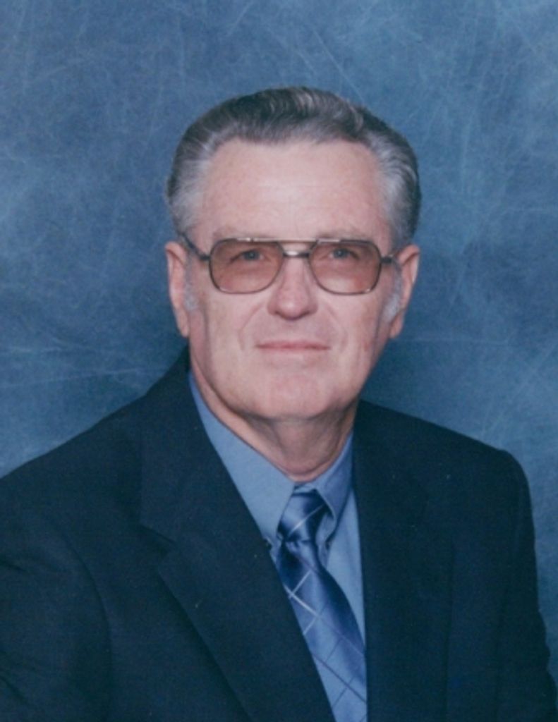 Manley "Pa" Hull