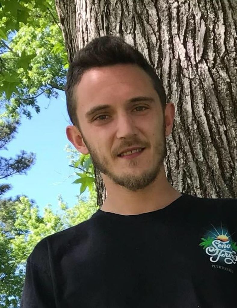 Zachery Chase Harper Profile Photo