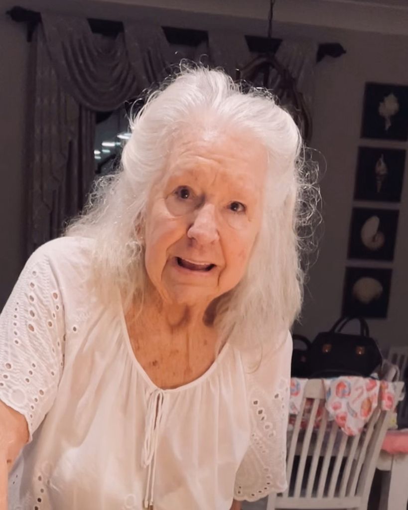 Carolyn Rushing Wolf Jones