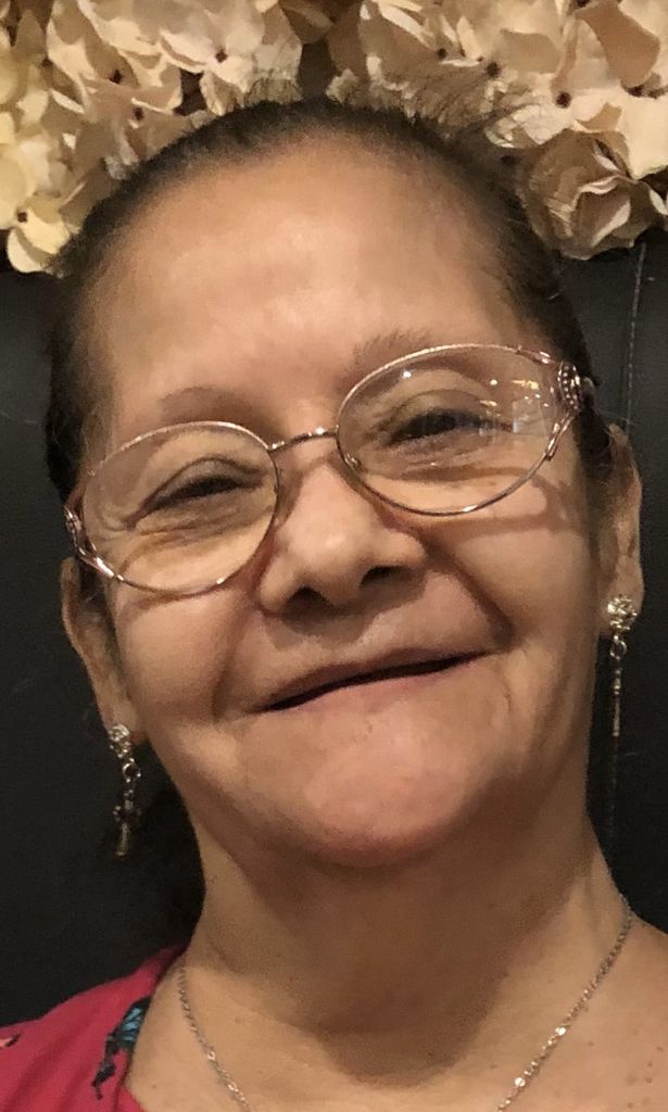 Lourdes L. Luna