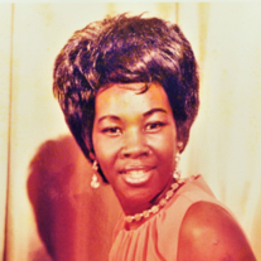 (Phylis) Sylvia Lopez