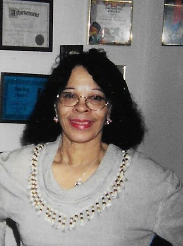 Helen Marie Marks Profile Photo
