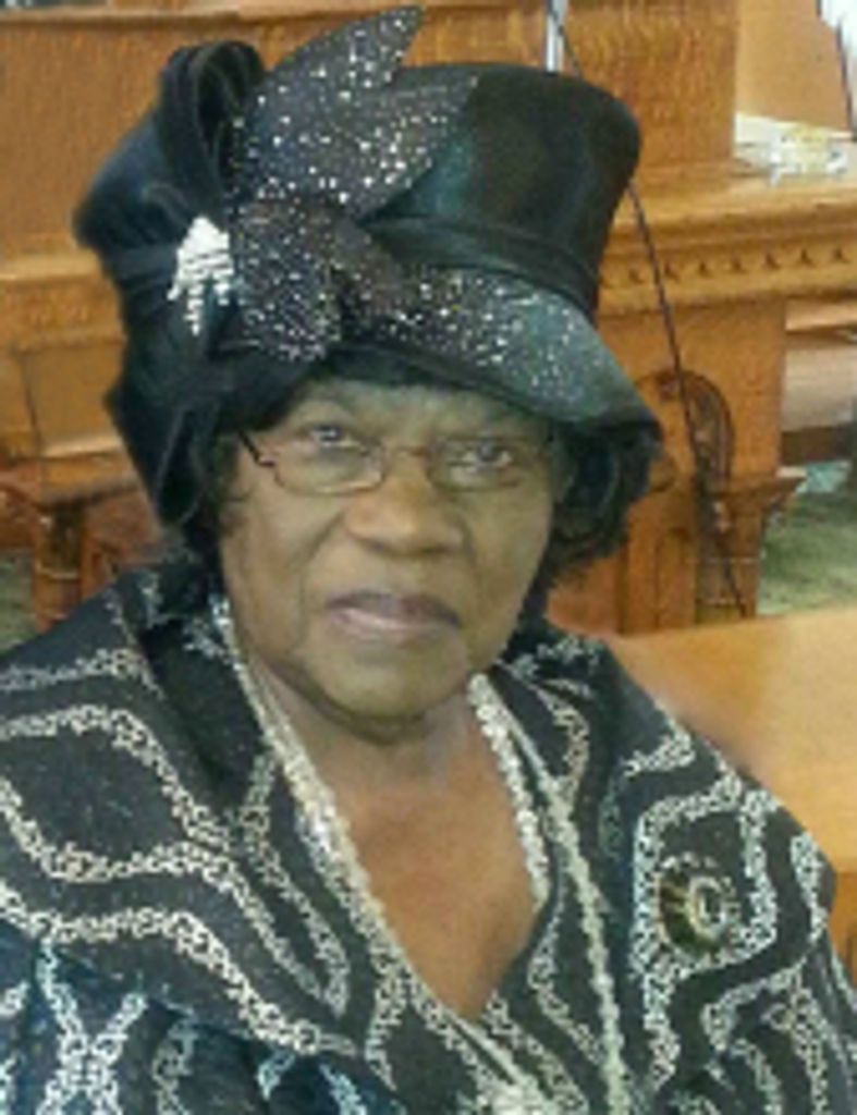 Mae  Lou Yeldell