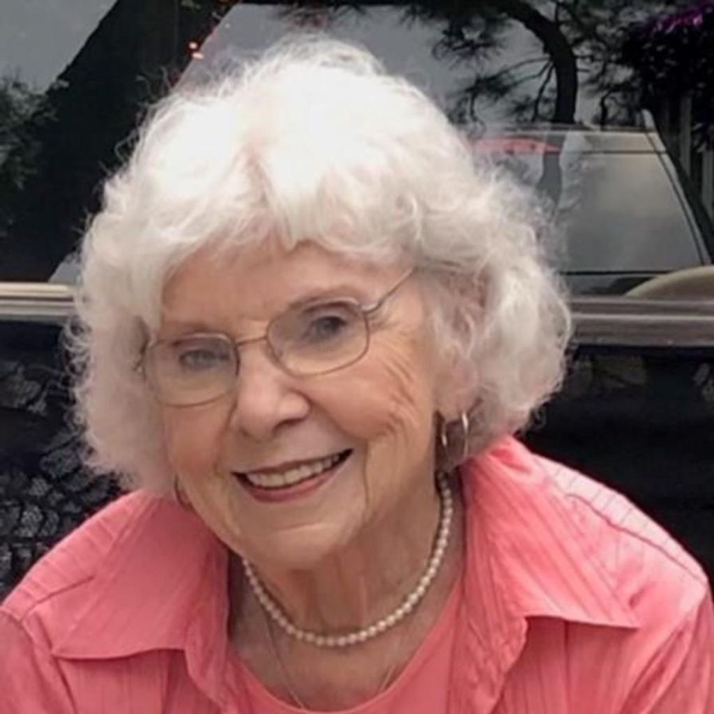 Elizabeth Hall Mccall Profile Photo