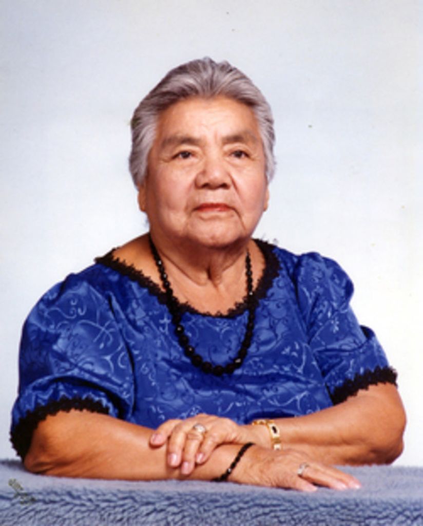 Juanita Tello