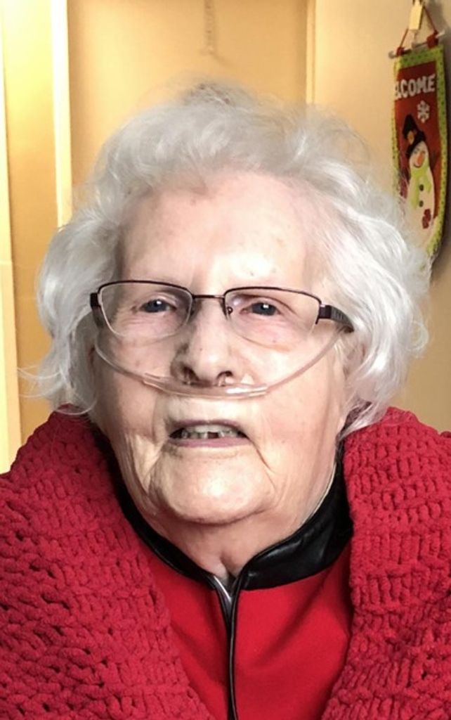 Lola Blanche Wagar Profile Photo