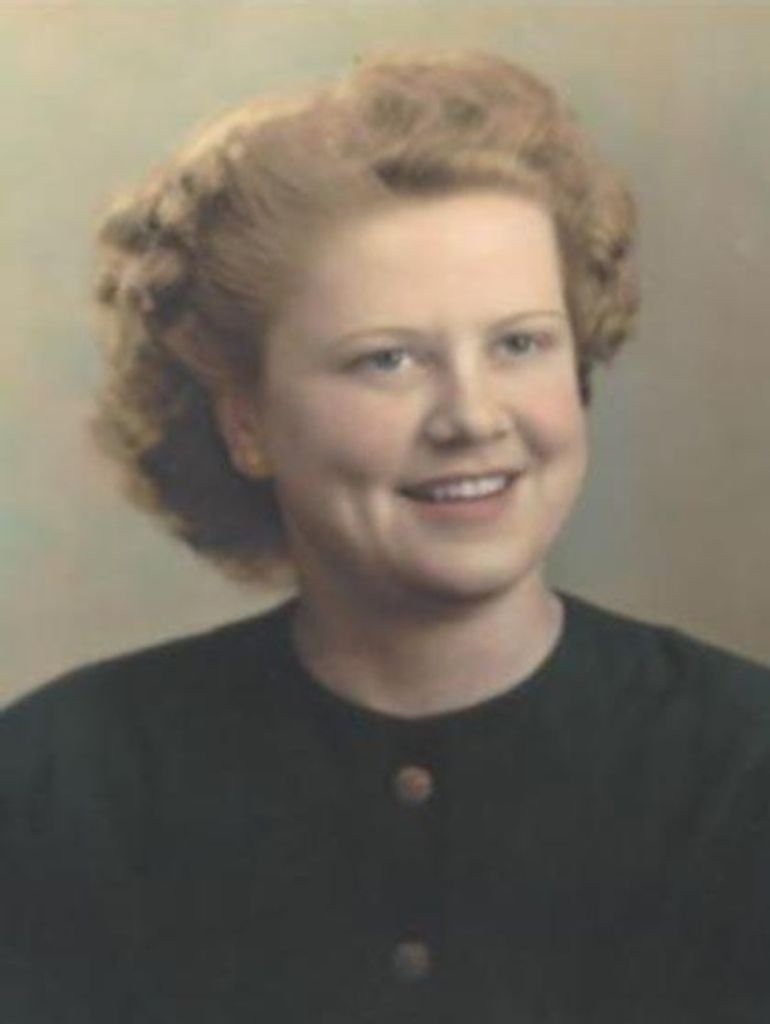 Evelyn Mae Checkel