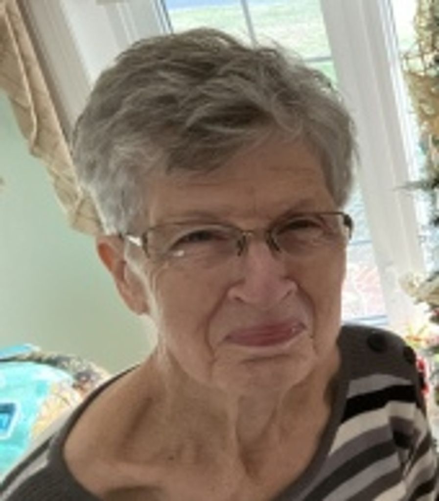 Mary Esther Myers (Gray)