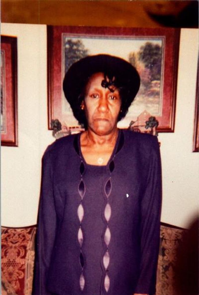 Lommie Mae Davis Profile Photo
