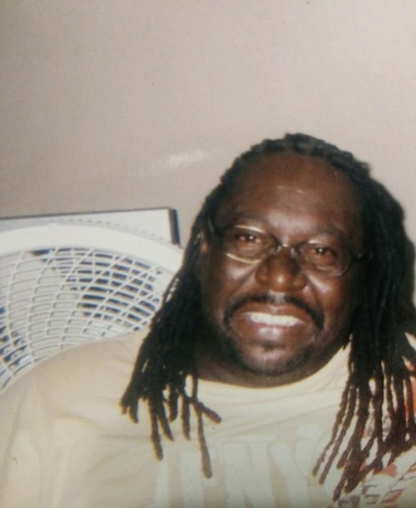 Robert Louis Jackson Jr Profile Photo