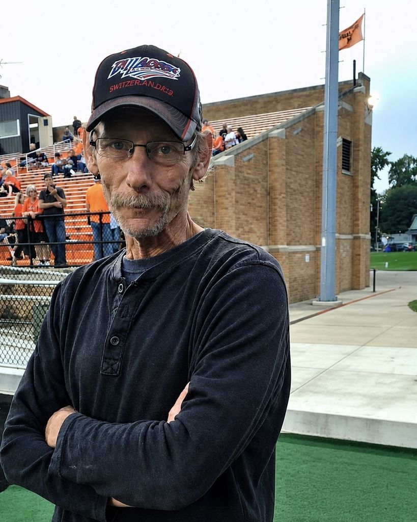 Larry Collins Profile Photo