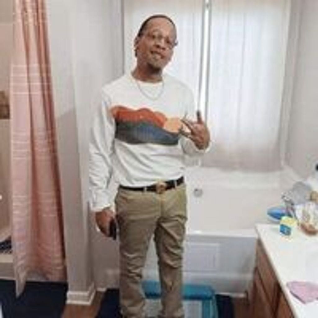 Shanarld L. Lawrence Profile Photo
