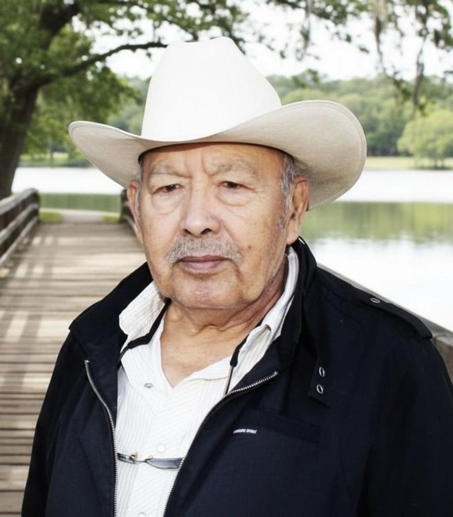 Salvador Vigil Montelongo Profile Photo