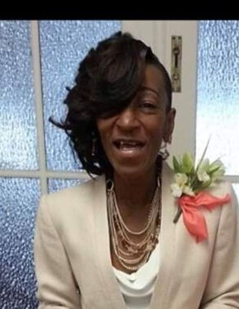 Ms Harriet Smith Profile Photo