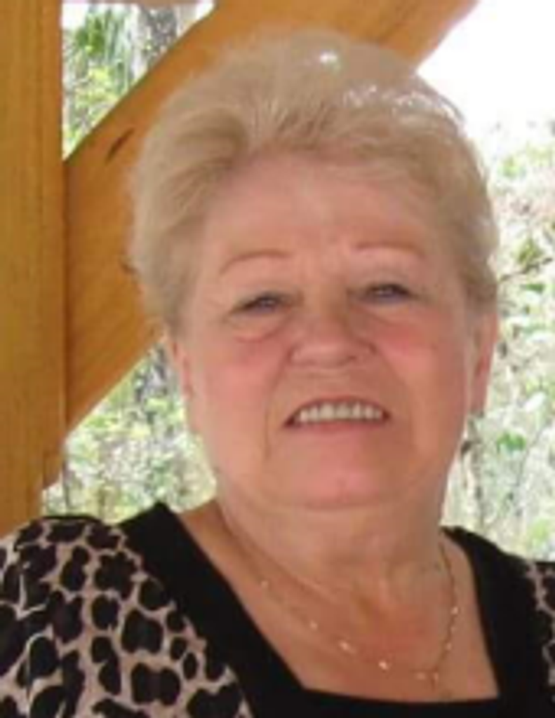 Wilma  Lee Hollingsworth