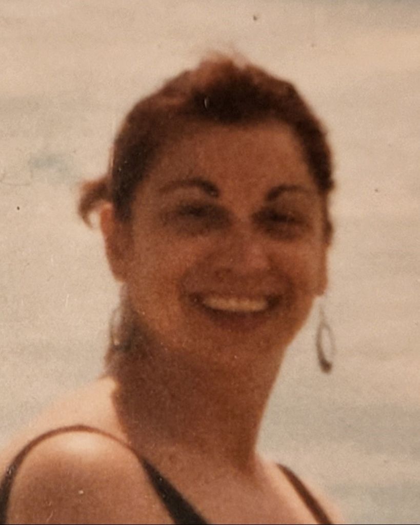 Loretta Lynn Veronica Bruns