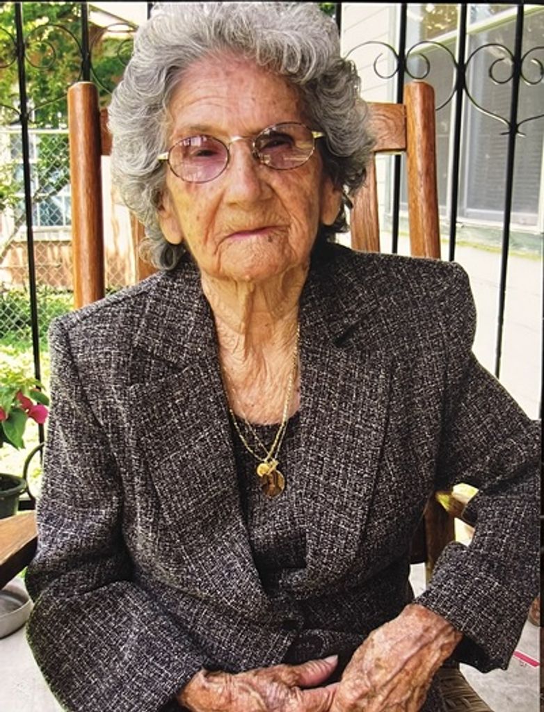 Maria Del Carmen Monzon