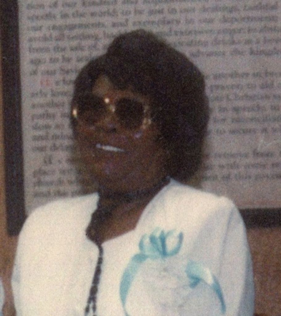 Viola Sanders Profile Photo