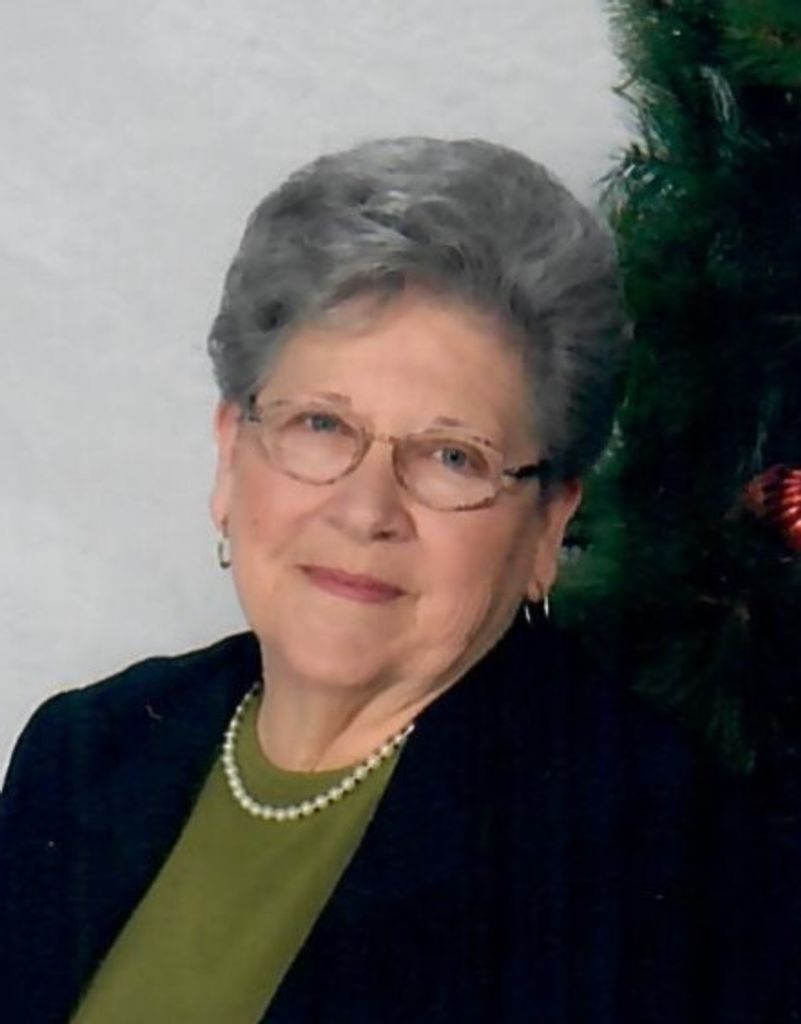 Paula Hall