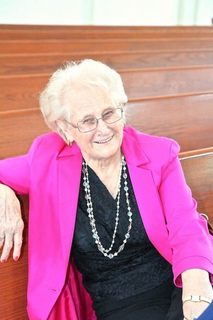 Bessie Hetmer Johnson Profile Photo
