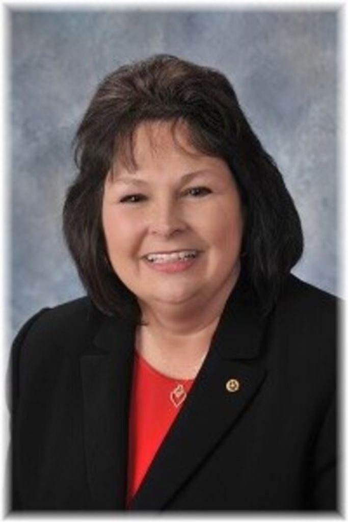 Annette Anders Profile Photo