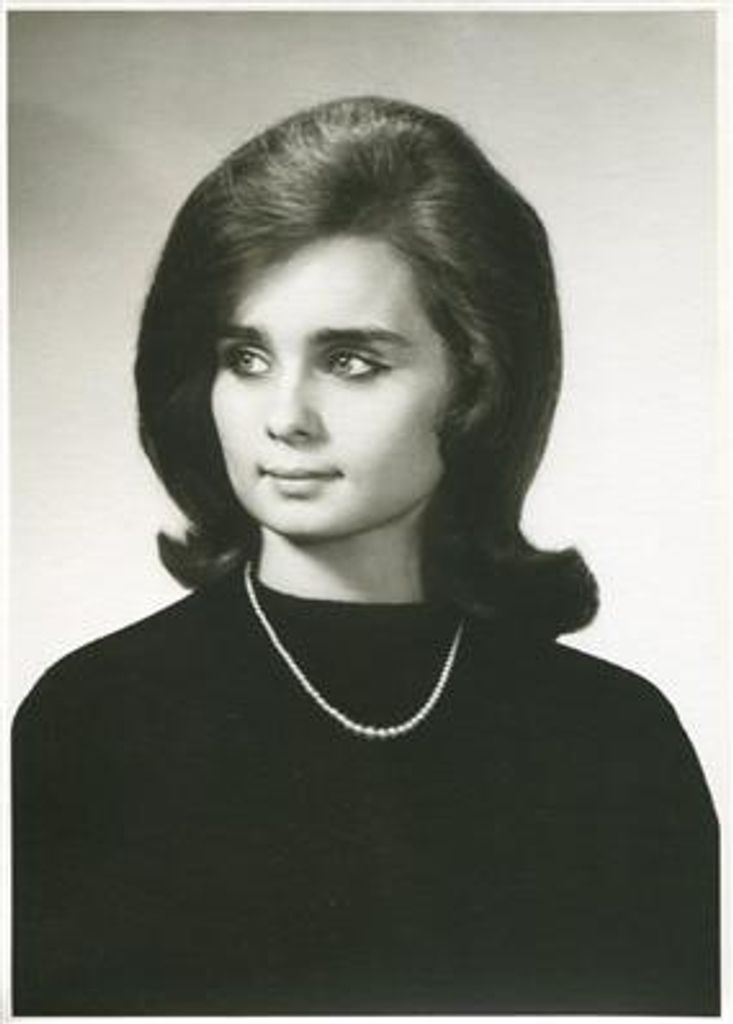 Anna M Dries Profile Photo