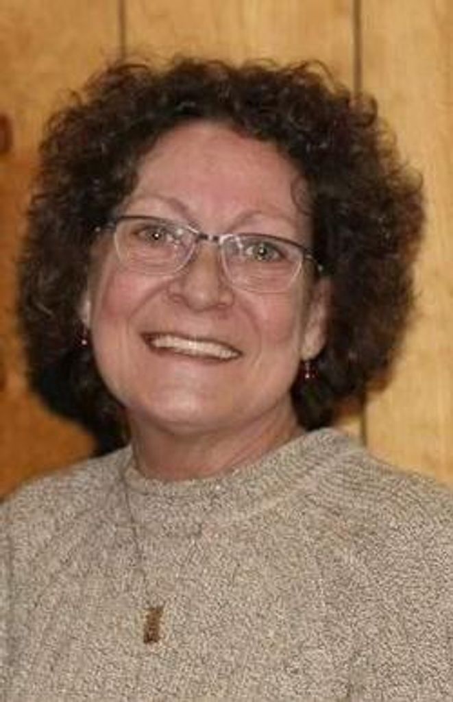 Lorraine "Lori" Anderson