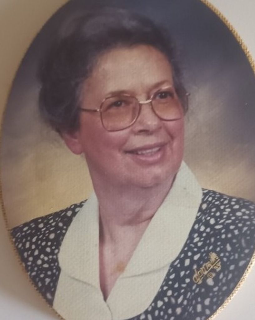 "Atchie" Lillian Atlas Biddix Benton Profile Photo