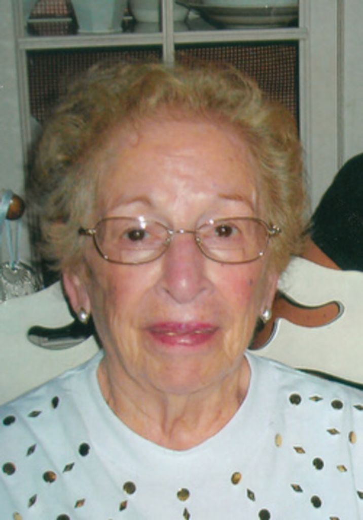 Lucy Devito Profile Photo