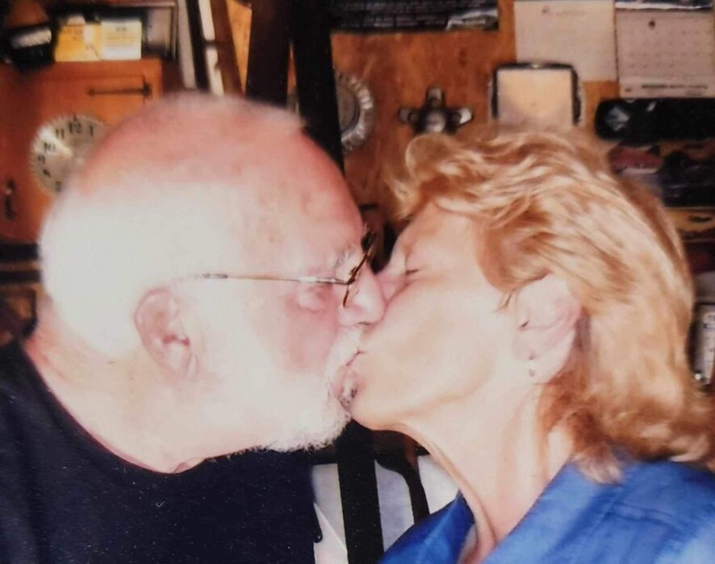 Linda A. (Clark)  Giannelli