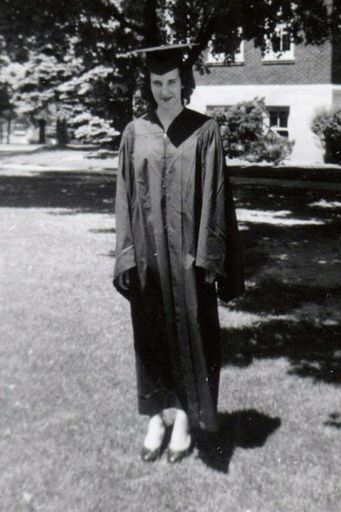 Dorothy Assink photo gallery thumbnail 97 of 303