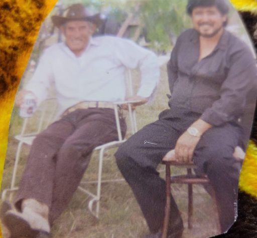 Santos Valdez Sr. photo gallery thumbnail 109 of 151