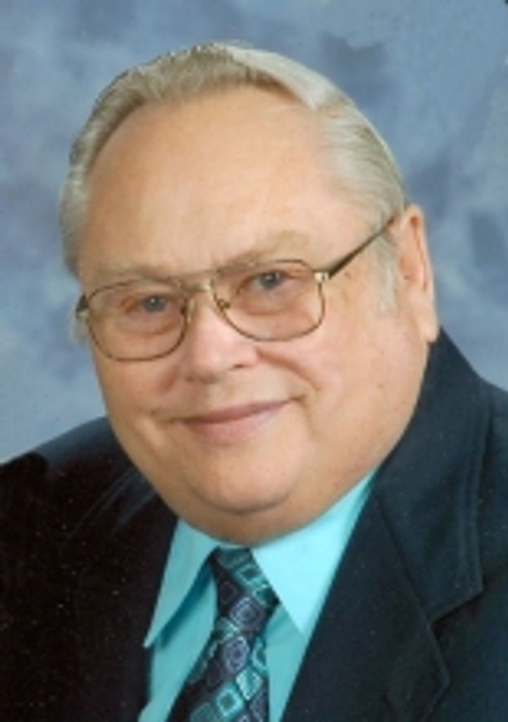 Lowell Wayne Foell