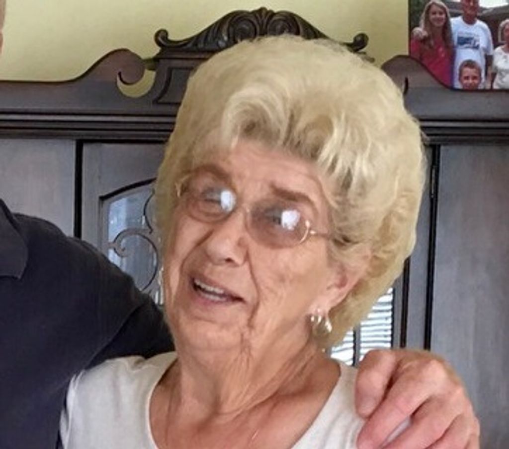 Carolyn (Mcdivitt)  Craig