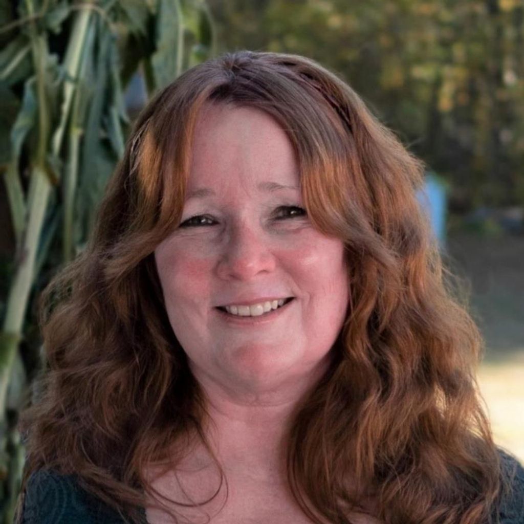 Anne Volk Profile Photo