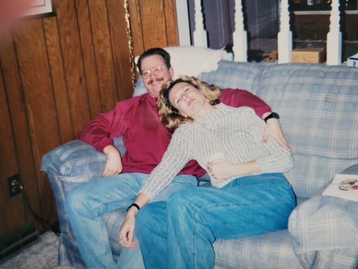 Karen Floor photo gallery thumbnail 33 of 206
