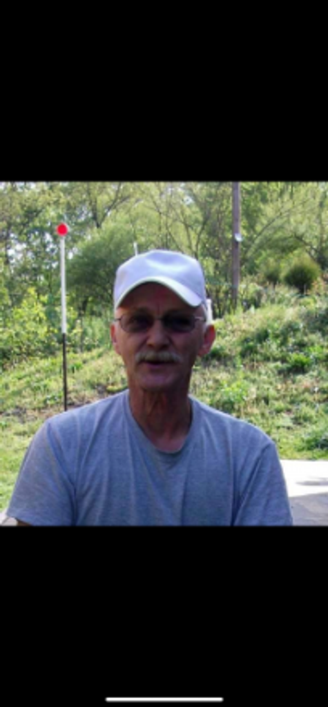 Loran Slagle Profile Photo