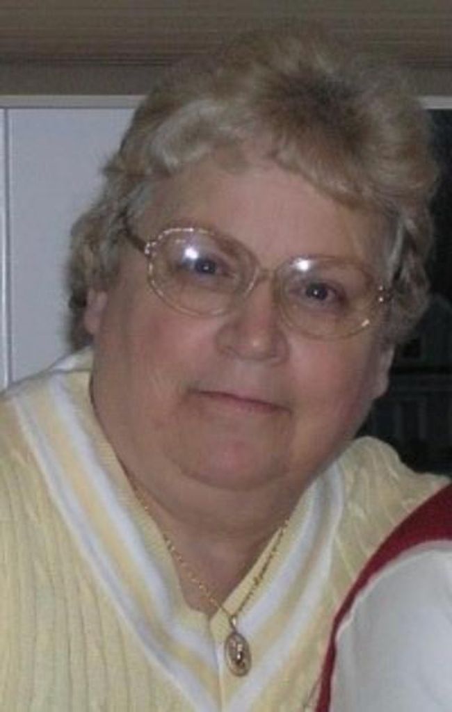 Nancy Louis Van Gelow Profile Photo